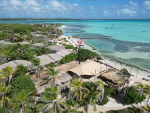 Stretchtent 135 m² bij Sorobon Beach Resort Bonaire